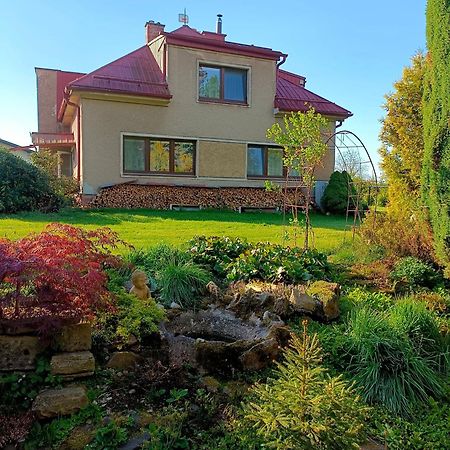 Ferienwohnung Apartman Za Lesem Červený Kostelec Exterior foto