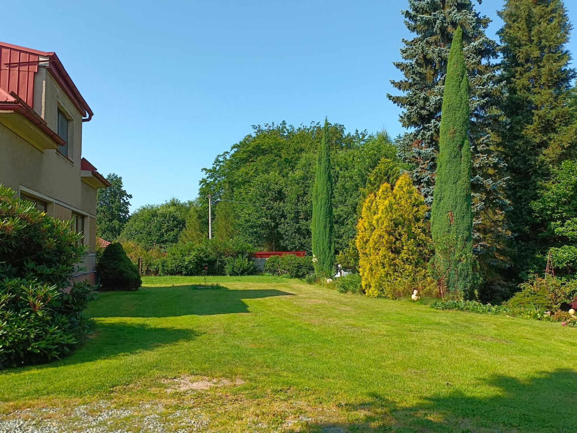 Ferienwohnung Apartman Za Lesem Červený Kostelec Exterior foto